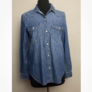 3-19 GAP Western Shirt Denim Blue Chambray Snap Button Down Top Small